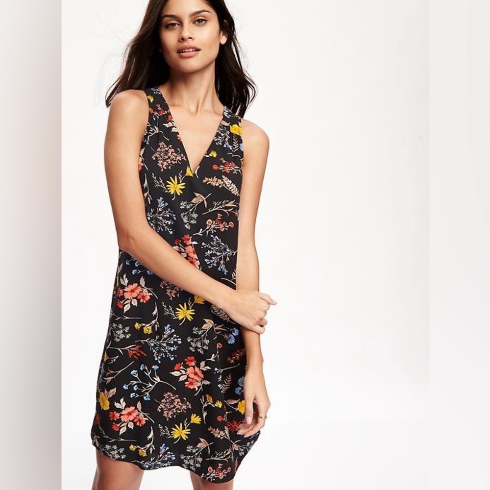 Old Navy Floral V-Neck Shift Dress Dark Academia Cottagecore Moody Bloom XS